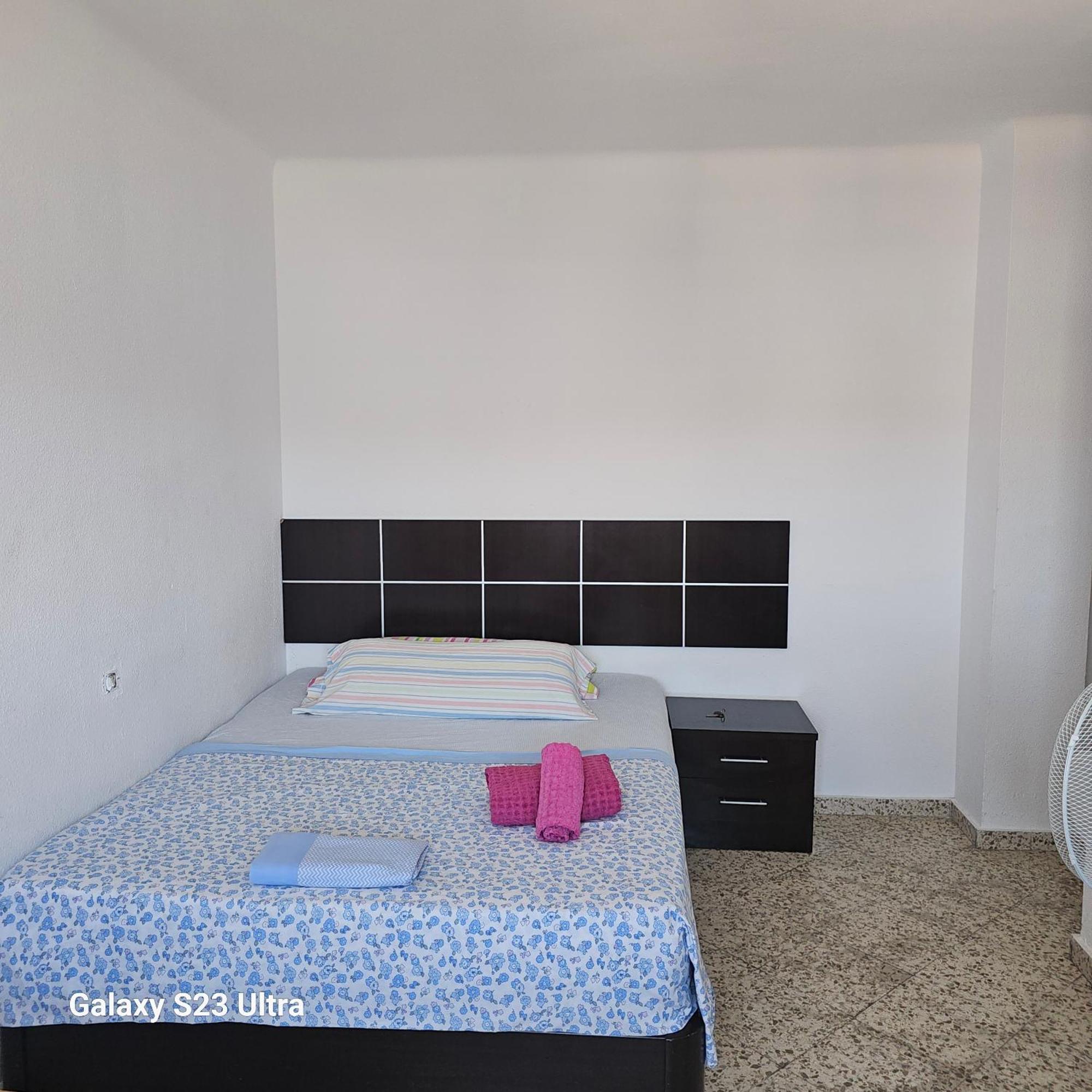 A Preciosa Habitacion Privada Comoda Centro Cerca A La Playa Wi-fi Málaga