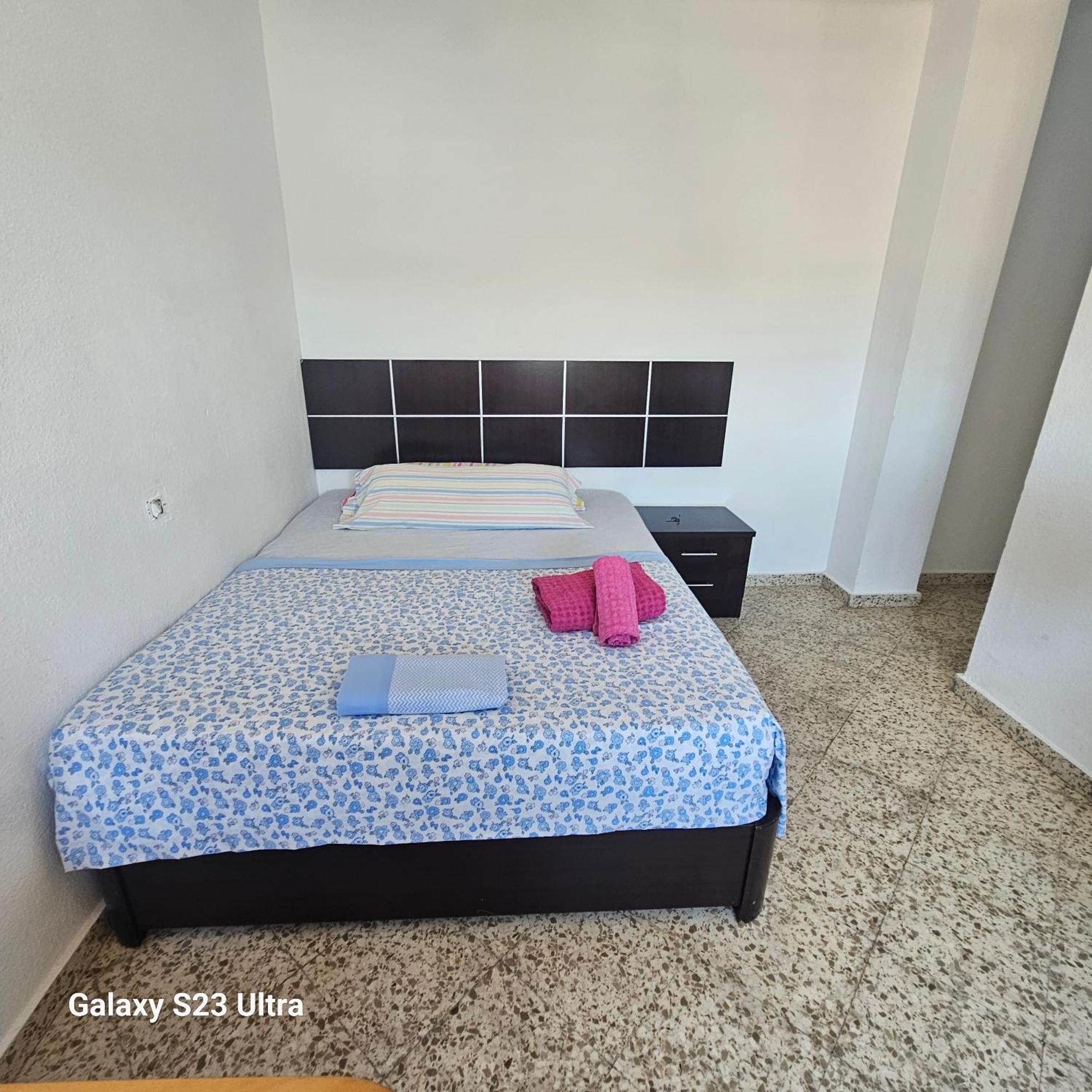 Privatunterkunft A Preciosa Habitacion Privada Comoda Centro Cerca A La Playa Wi-fi
